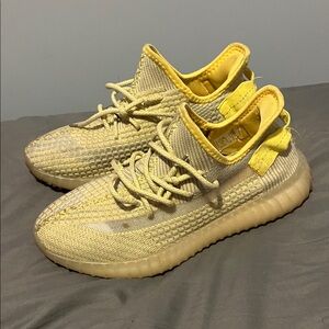 Yeezy Kids Lemon Sneakers